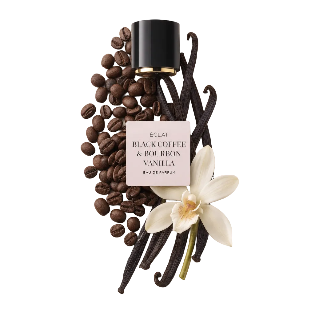 Un arreglo de granos de café y vainas de vainilla alrededor de una tapa negra con etiqueta ÉCLAT Black Coffee & Bourbon Vanilla.